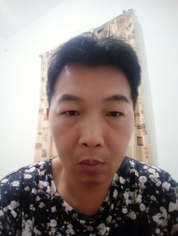 繁华哀伤的第一张照片--福安相亲网