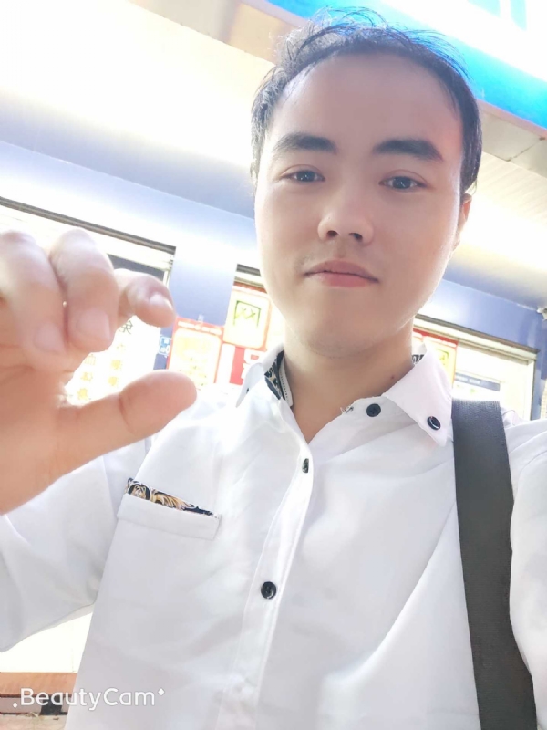 开心就好的第一张照片--福安相亲网