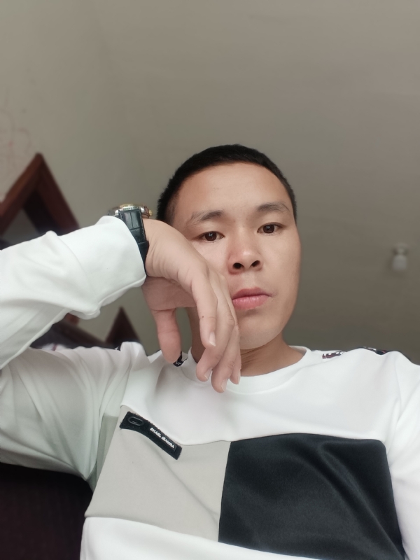 冷漠的第一张照片--福安相亲网