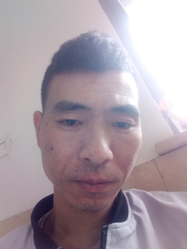 想你的夜的第一张照片--福安相亲网