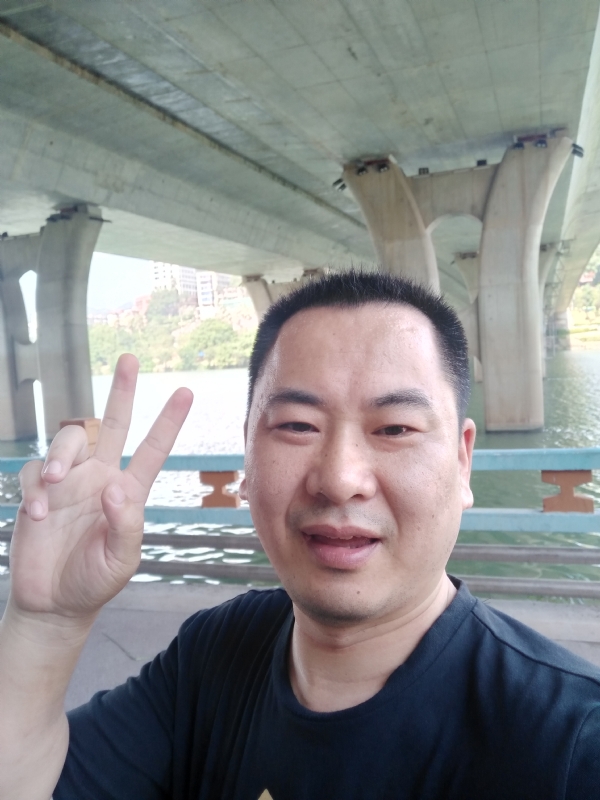 上人的第一张照片--福安相亲网