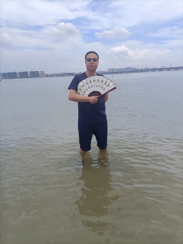 浪迹天涯的第一张照片--福安相亲网
