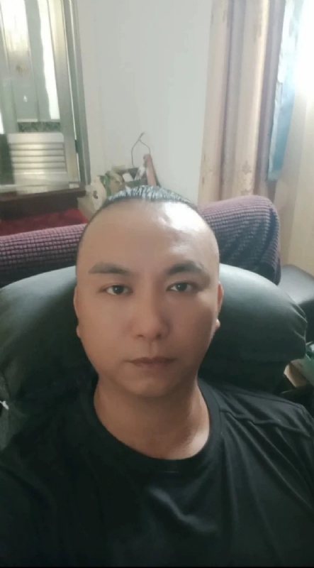施逸森的第一张照片--福安相亲网