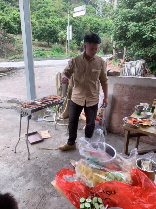 你黑我哟的第一张照片--福安相亲网