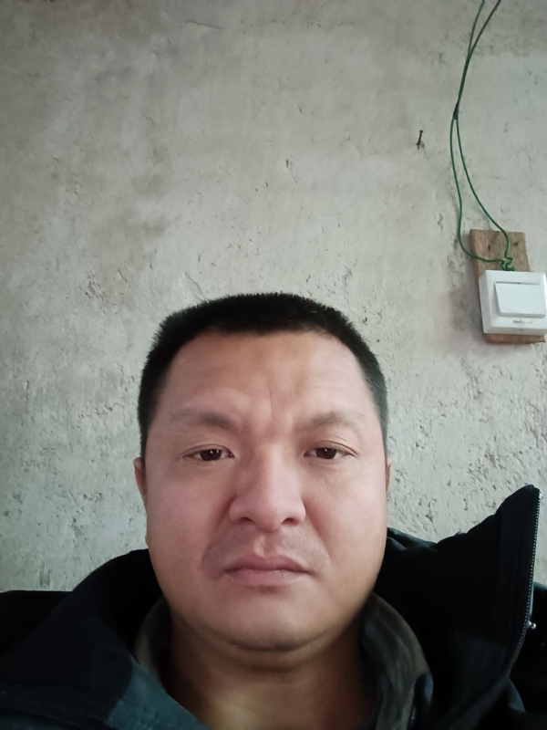 兰成龙的第三张照片--福安相亲网