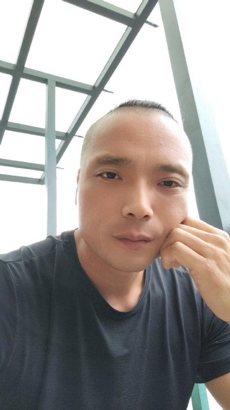伯爵的第三张照片--福安相亲网
