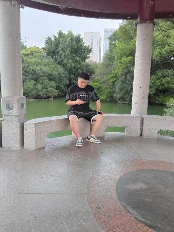不善挽留的第一张照片--福安相亲网