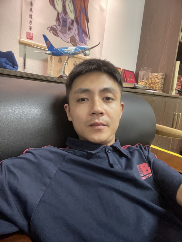 曾曾日上的第一张照片--福安相亲网